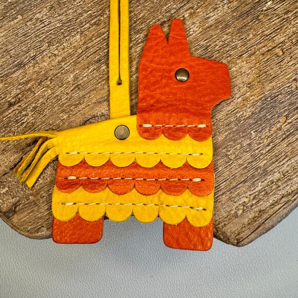 Portland Leather Pinata Tassel KOI Pinata Bag Charm Llama NEW FAST SHIP - Picture 4 of 5